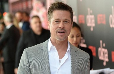 Brad Pitt ve Charlize Theron gerçekten sevgili mi?