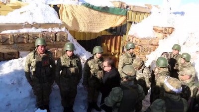 Karlı dağlarda vatan nöbeti - HAKKARİ 