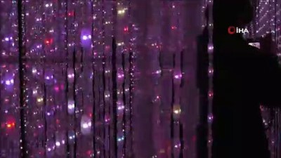  - Tokyo'daki Dijital Sanat Müzesinde Görsel Şölen 