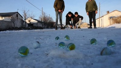 gunesli - Yarı yıl tatilinde kar üstünde misket keyfi - KARS  Videosu