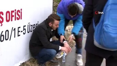  Beylikdüzü E-5 Karayolu'nda vinç devrildi