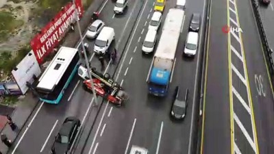 E-5'ten yan yola devrilen vinç trafiği kilitledi, trafik havadan görüntülendi