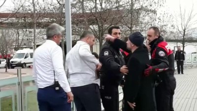 Kocaeli Büyükşehir Belediyesi'ne silahlı saldırı - KOCAELİ 