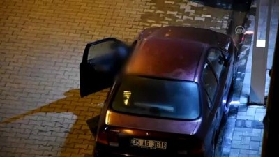 Manisa'da hırsızlık anı kameraya yansıdı 