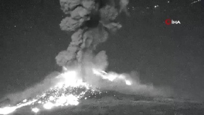  - Meksika’da Popocatepetl Yanardağı Faaliyete Geçti