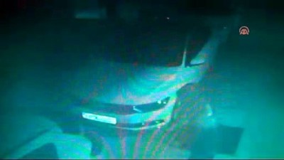 otomobil kundaklandi - Şanlıurfa'da otomobillerin kundaklanma anı güvenlik kamerasında Videosu