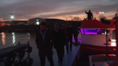 balikci teknesi -  Başkan Murat Aydın balıkçı teknesiyle Riva Deresine açıldı Videosu