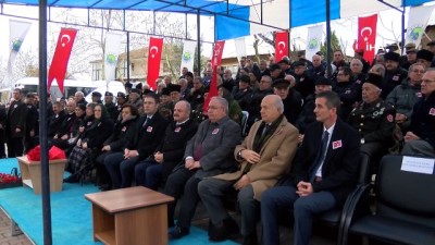 gaffar okkan -  Şehit Emniyet Müdürü Ali Gaffar Okkan mezarı başında anıldı  Videosu