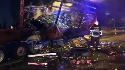 kaygan zemin - Adana'da refüje çarpan tır yandı: 1 ölü  Videosu