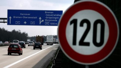 hiz limiti - Almanya otoyollara hız limiti getirmeyi tartışıyor Videosu