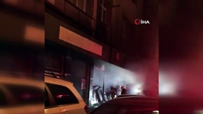 teror eylemi -  Bahçelievler’de bir gecede 2. yangın  Videosu