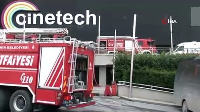 ikitelli -  Başakşehir'de AVM'nin deposunda yangın  Videosu