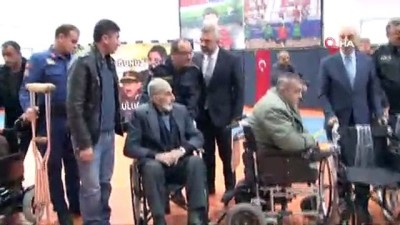 engelli vatandas -  Jandarmadan 6 engelliye tekerlekli sandalye Videosu