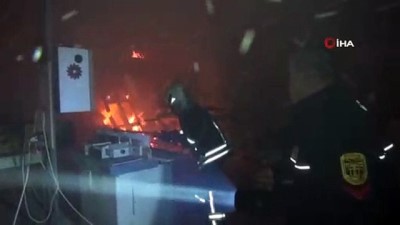  Fethiye'de mobilya atölyesi alev alev yandı 