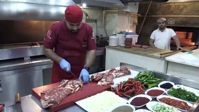 Gastronomi kentinin yeni lezzeti: Kiremitte lavaş kebabı - GAZİANTEP 
