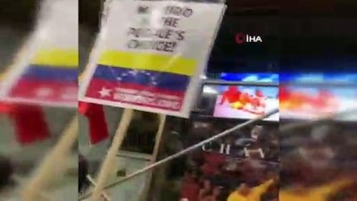 guvenlik konseyi -  - Maduro’yu Destekleyenler New York’ta Sokağa İndi Videosu