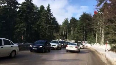 Uludağ'a hafta sonu akını