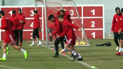 vangelis - Sivasspor çıkış arıyor - SİVAS  Videosu