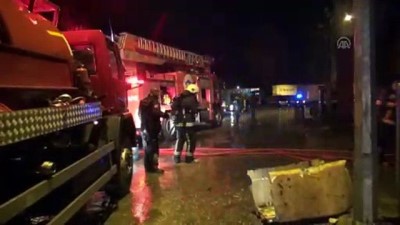 saglik ekibi - Antalya'da iş yeri yangını  Videosu