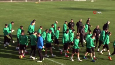 20 dakika - - Bursaspor, çalışmalarına devam ediyor  Videosu