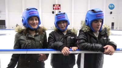 buz pateni - Ankaralı Çocuklar Buz Pistinde Özgüven Kazanıyor  Videosu