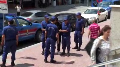 tutuklu sanik -  DEAŞ’ın infazcı olduğu iddia edilen sanıktan kesik başlı fotoğrafına ilginç savunma Videosu