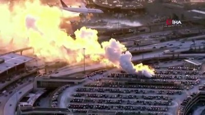  - ABD’nin New Jersey eyaletindeki Newark Liberty Uluslararası Havalimanı’nın otoparkında yangın çıktı. Park halindeki araçlar alev aldı. 