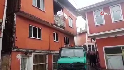 kadioglu -  Emet'te 3 katlı binada yangın çıktı Videosu