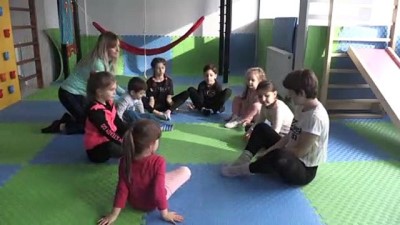 Minik öğrenciler yarıyılda 'yoga' yapıyor - EDİRNE 