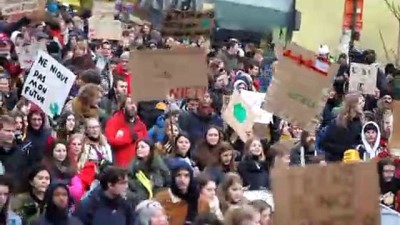 Öğrencilerden iklim protestosu - BRÜKSEL 