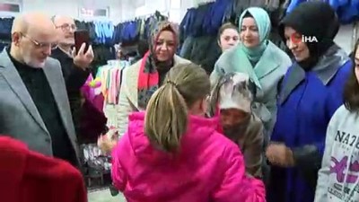  Beykoz'da ihtiyaç sahibi 400 çocuğa kışlık giyim yardımı yapıldı 