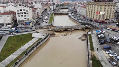  Boğluca Deresi Marmara Denizi’ni kahverengiye boyamaya devam ediyor 