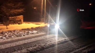  Çanakkale’de kar ulaşımı zorlaştırıyor 