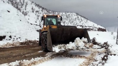 kar yagisi - Diyarbakır'da 1400 kilometre yol kardan temizlendi Videosu