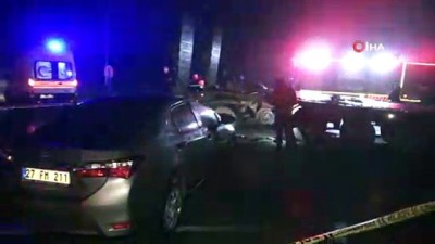  Otomobil askeri tıra çarptı: 1 ölü 1 yaralı 