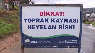 Sarıyer'de çöken yol ulaşımı aksattı - İSTANBUL 