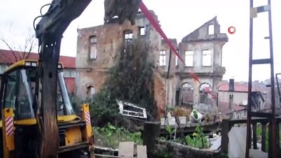  Tarihi yapı böyle yıkıldı 