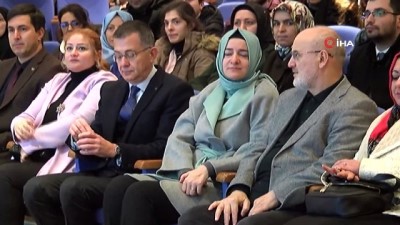  ‘Yaşlı ve Yaşlı Hasta Bakımı Sertifika Programı’ mezunlarını verdi 