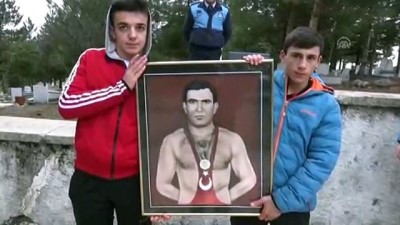 Milli güreşçi Hamit Kaplan anıldı - AMASYA 