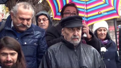 kirkoy -  Münir Özkul mezarı başında anıldı  Videosu