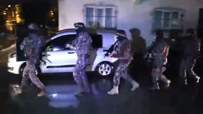 (TEKRAR) Uyuşturucu operasyonu: 18 gözaltı - BURSA