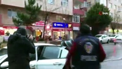 katil zanlisi -  Ukrayna'da iki Türk öğrenciyi öldüren katil zanlısının ilk sözleri 'ben öldürmedim' oldu Videosu