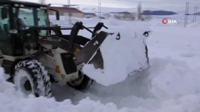 kar yagisi -  Ardahan'da kar ve tipi ulaşımı aksatıyor  Videosu