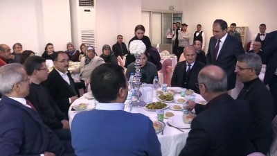 hizli tren - Bakan Turhan düğüne katıldı - UŞAK Videosu