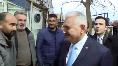 Binali Yıldırım, Karabağlar ilçesinde vatandaşlarla sohbet etti - İZMİR 