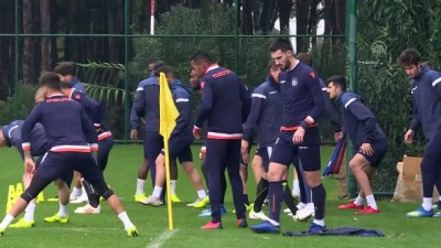 Medipol Başakşehir'de Robinho ilk antrenmanına çıktı - ANTALYA 