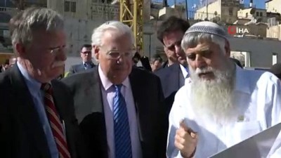  - Trump, “Yüzyılın Anlaşmasını” Erteledi