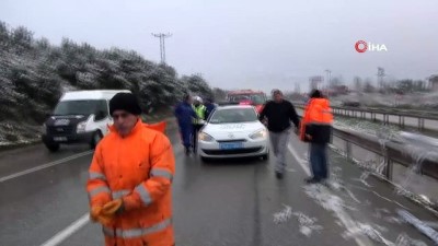 aluminyum -  - Alüminyum yüklü kamyon devrildi, Orhangazi-Bursa yolu bir süre trafiğe kapandı Videosu