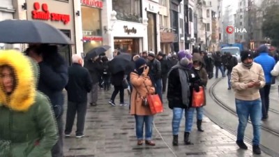 kar yagisi -  Taksim'de kar yağışı etkili olmaya başladı Videosu