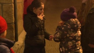 hac cikarma -  | Çocukların sigara içtiği Epifani geleneği Videosu